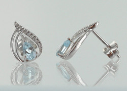 Boucles d'oreilles oxydes & topazes or blanc 9 carats