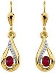 Boucles d&#039;oreilles pendante plaque or rubis